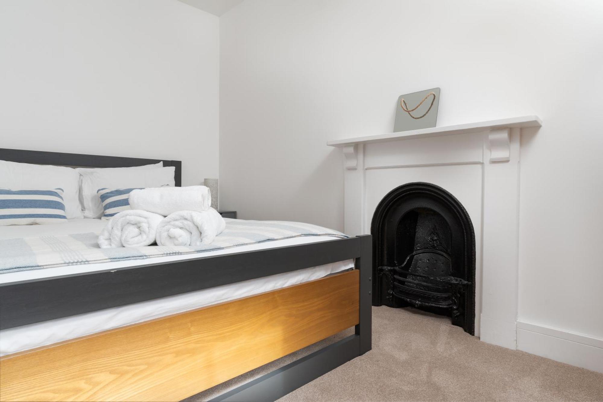 Charming Retreat For 6 With Social Garden Marazion